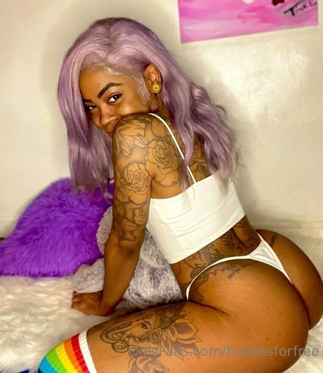 badassforfree naked only fans