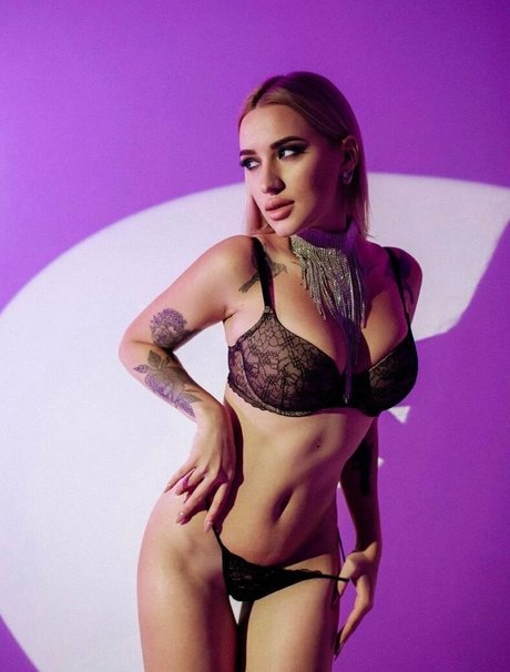 hannahsexxyvip onlyfans content type