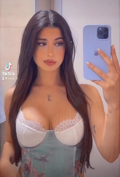Saryy c onlyfans nude