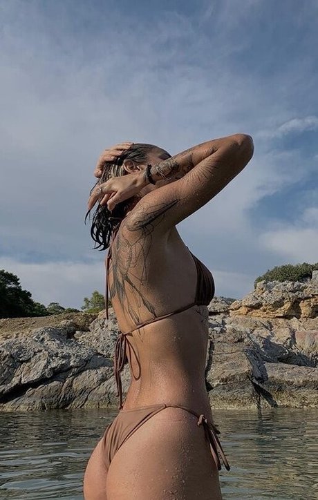 Pelinay Igit onlyfans porn leak