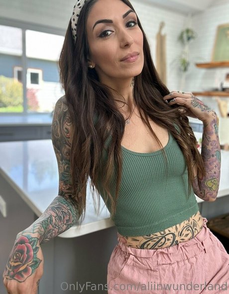 aliinwunderland Profile pic