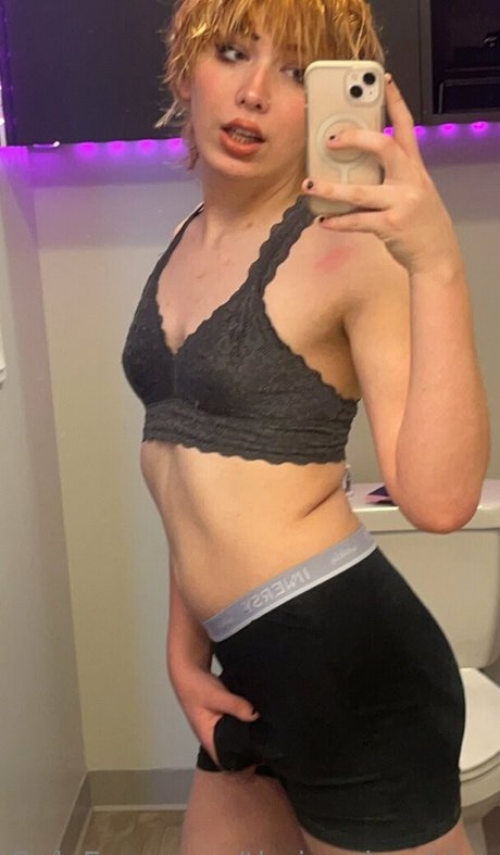 theiconicashley onlyfans naked