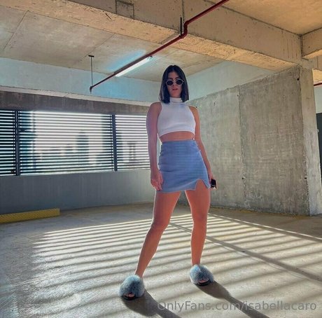 isabellacaro onlyfans naked leaks
