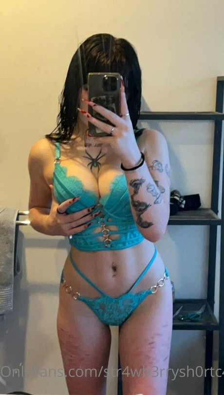 str4wb3rrysh0rtc4k3 leaks only fans