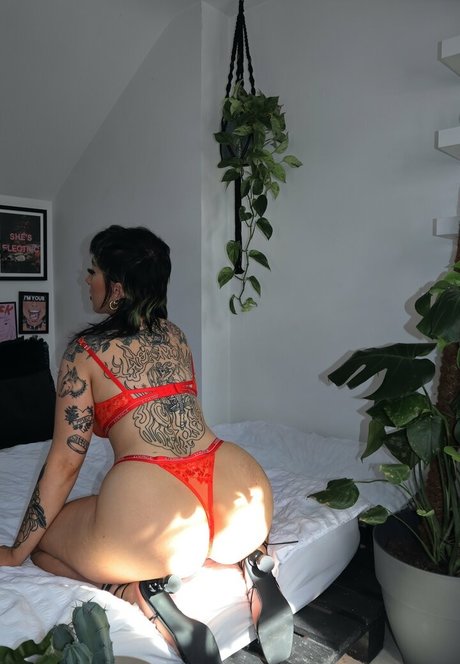 mimialmighty nude onlyfans