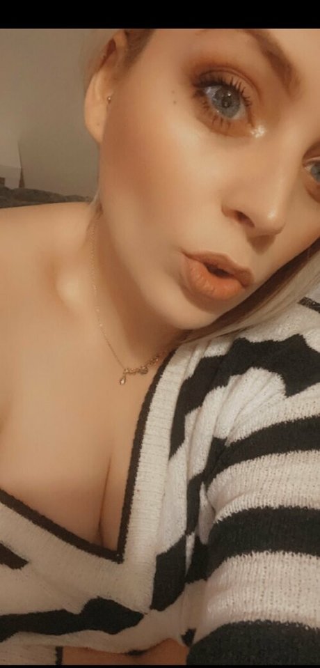 skyemoore porn onlyfans leak