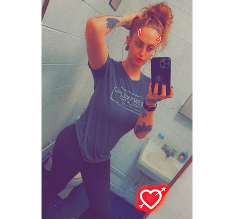 acidchelle 0 onlyfans nude pics