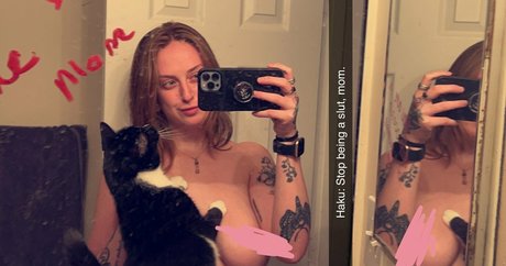 acidchelle 0 onlyfans nude pics