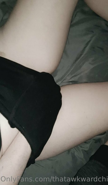 thatawkwardchickbecky leaked onlyfans free