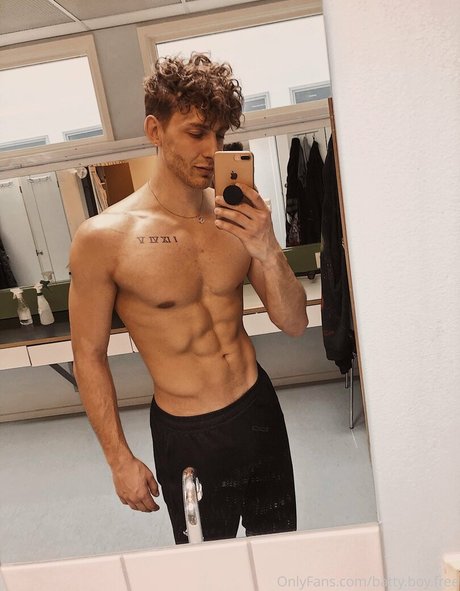 battyboyfree new onlyfans leaks