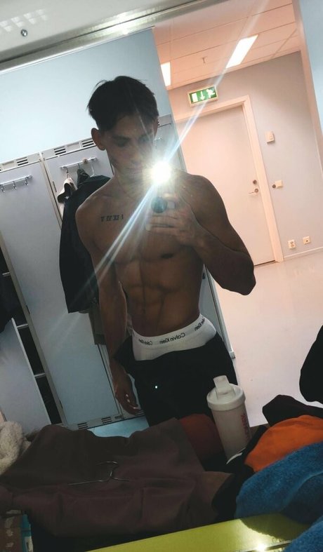 battyboyfree onlyfans pics