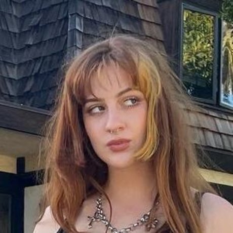 Tati Bruening onlyfans boobs