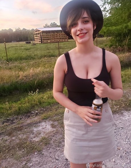 pink kunt onlyfans free