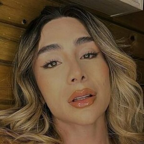Mayra Becerra onlyfans mega