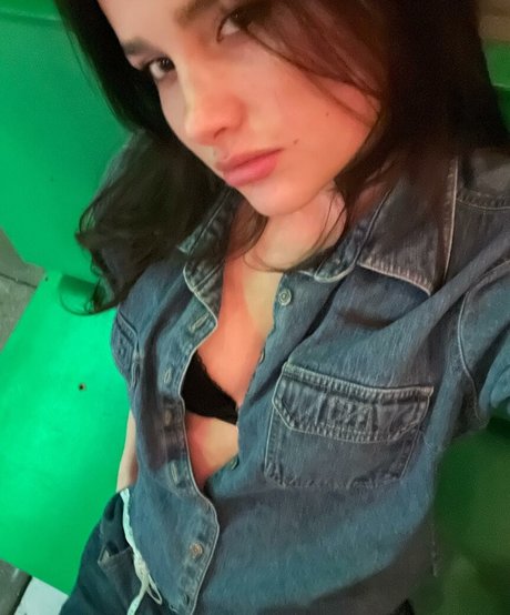 Jules LeBlanc onlyfans nude content