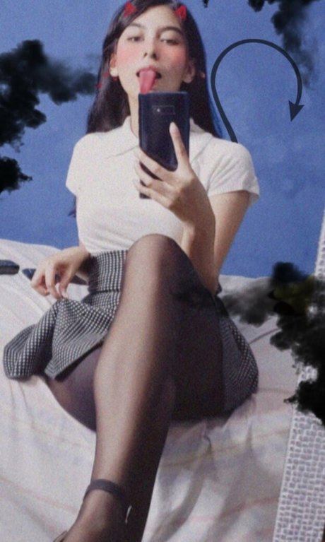 Lilywaifu nude onlyfans leaks