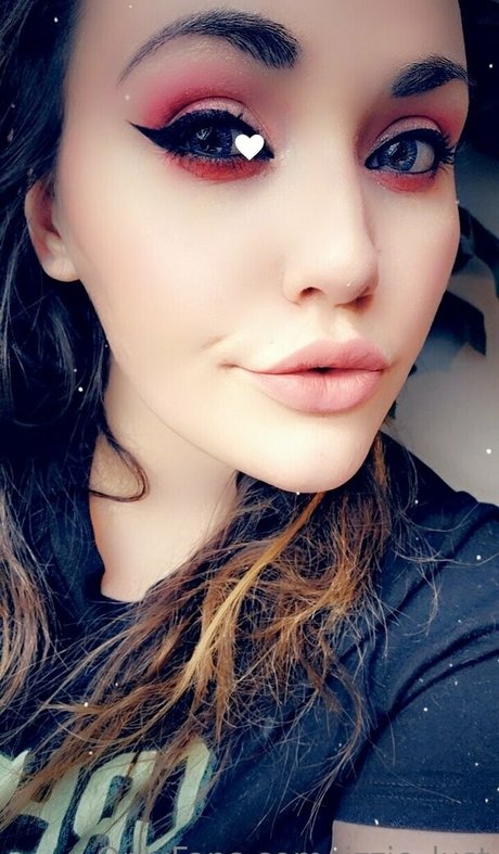 lizzie lust onlyfans leaka