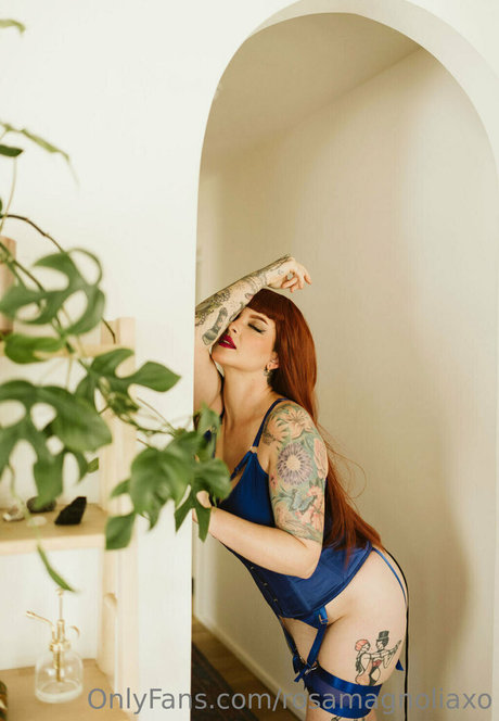 rosamagnoliaxo onlyfans photos