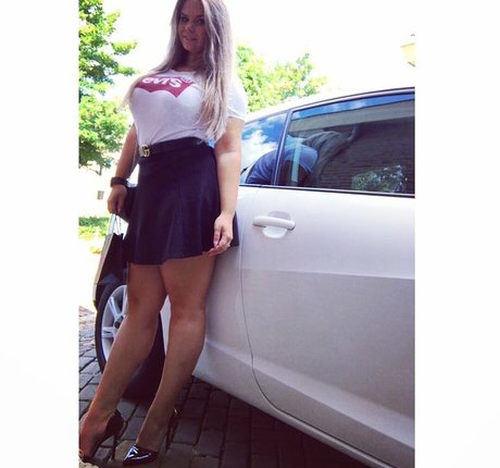 Joyce Straten on onlyfans