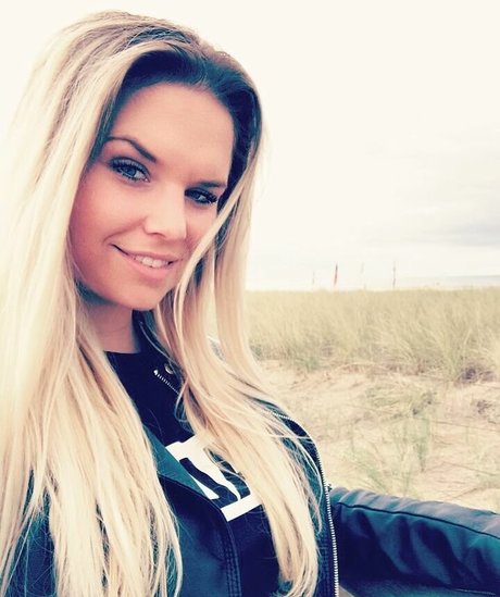 Joyce Straten leaked onlyfans photos