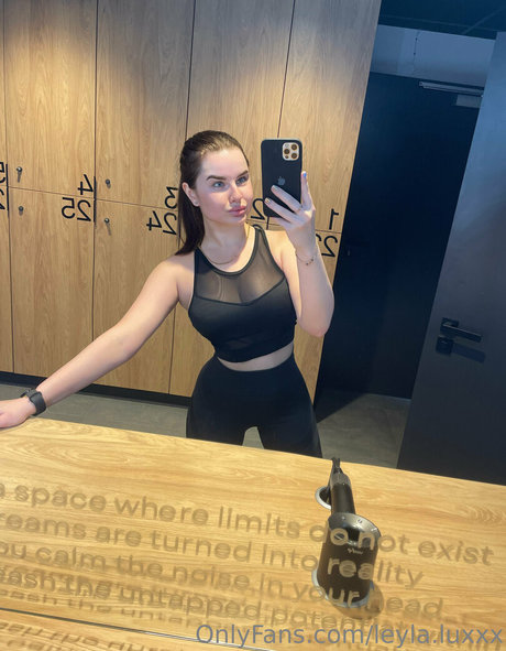 leyla luxxx onlyfans sex