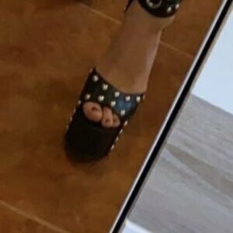 hollyhellfree onlyfans leaked pictures