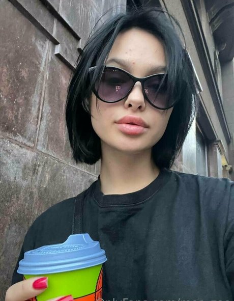 mee zee only fans nudes