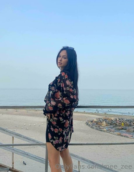 mee zee tits onlyfans