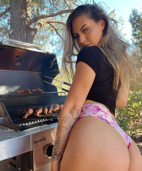 goddessguzman onlyfans porn leaked