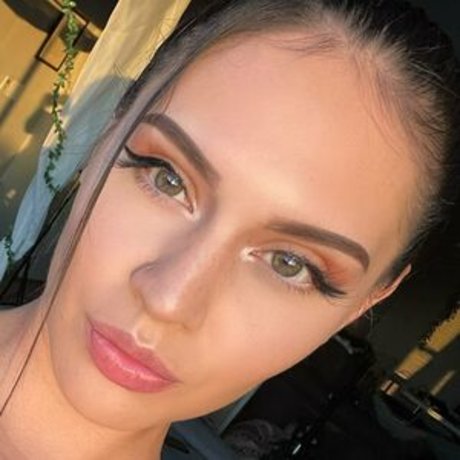 goddessguzman onlyfans leak nudes