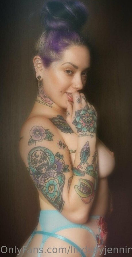 lindseyjenningz onlyfans archive