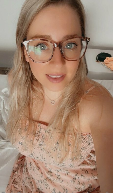 lottielushlovesfree onlyfans photos