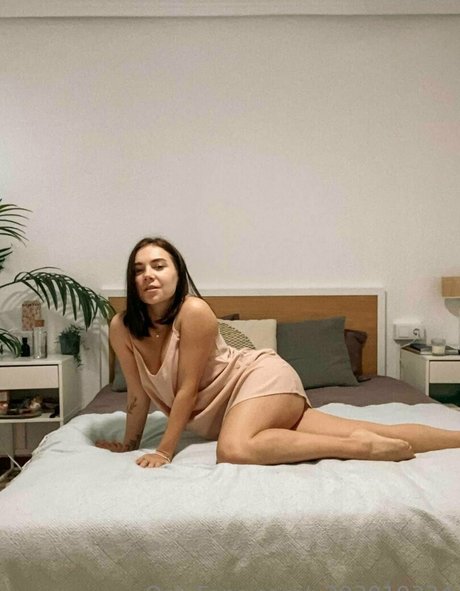 misato mylf onlyfans sex leaks