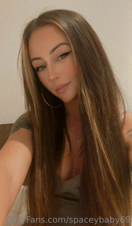 spaceybaby69 onlyfans model