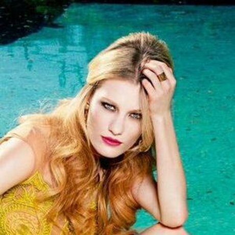 Ashley Hinshaw nude onlyfans leaked