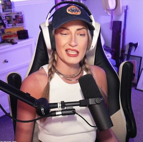 BasicWitGirl onlyfans leaked xxx