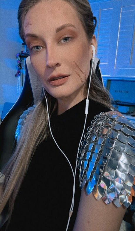 BasicWitGirl Profile pic