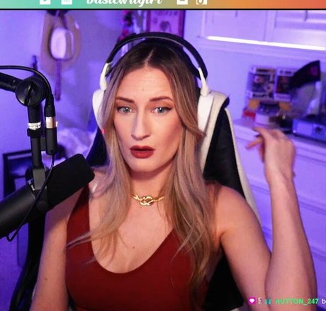 BasicWitGirl onlyfans free porn