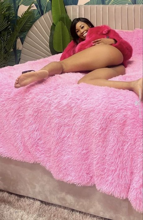 Ariane Andrew only fans porn