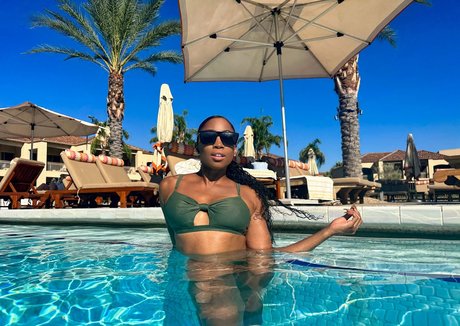 Ariane Andrew onlyfans leak