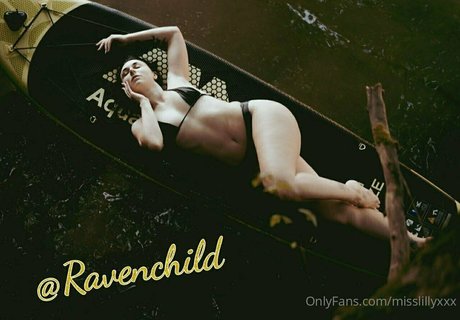 misslillyxxx onlyfans tits