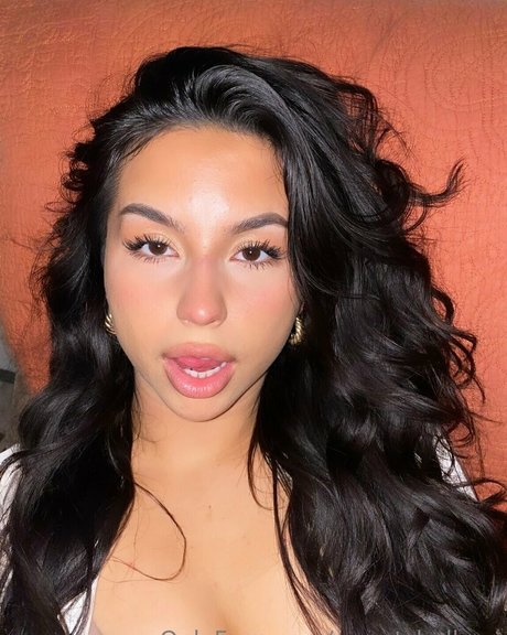 sweetsbellaxo onlyfans leaks