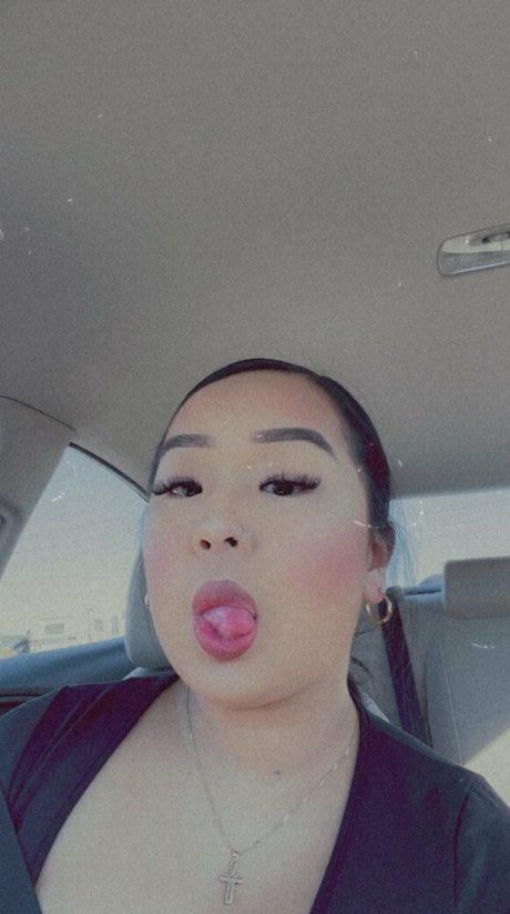 asianbbygirl18 only fans sex