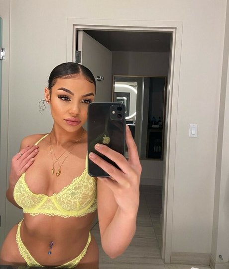 ImanniJackson topless onlyfans