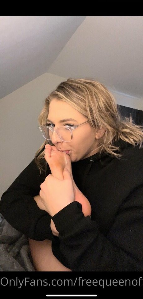 miss emily022 free onlyfans pic