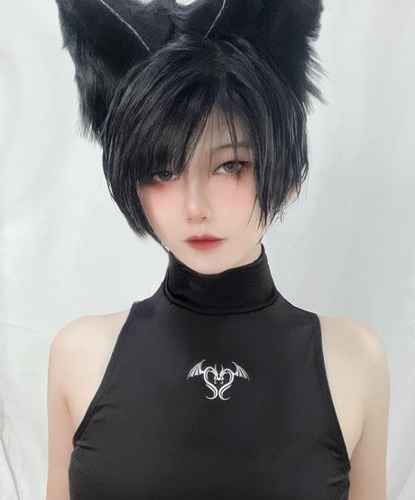 Aveline Tetsuya onlyfans tits