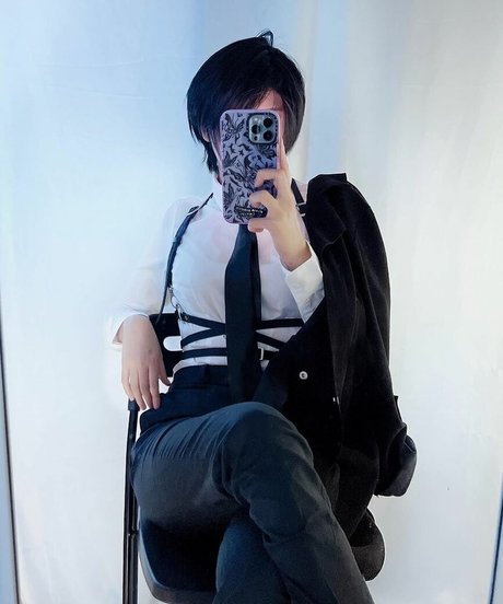 Aveline Tetsuya naked onlyfans