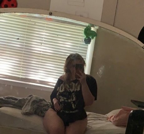 yourstrulysav onlyfans porno