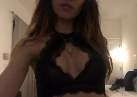 moonstreuxx onlyfans nude pictures