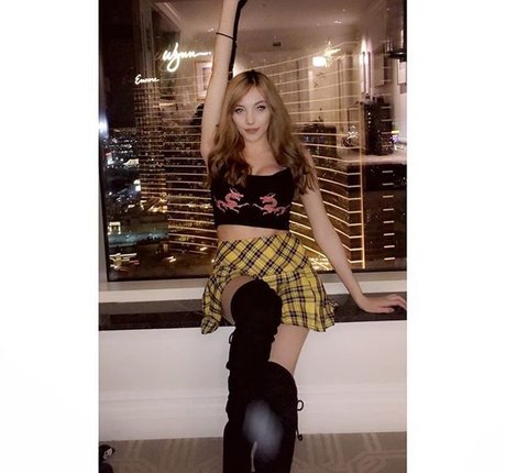 moonstreuxx only fans leak nude